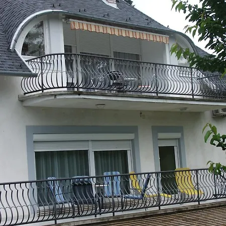 דירה Levente Balatongyörök