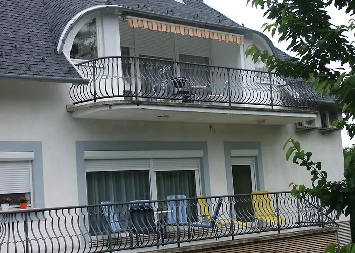 דירה Levente Balatongyörök